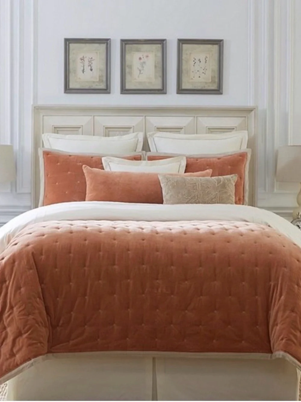 Southern Living Aurora Velvet Quilt Full/Queen Bedding Set + Decorative Pillow
